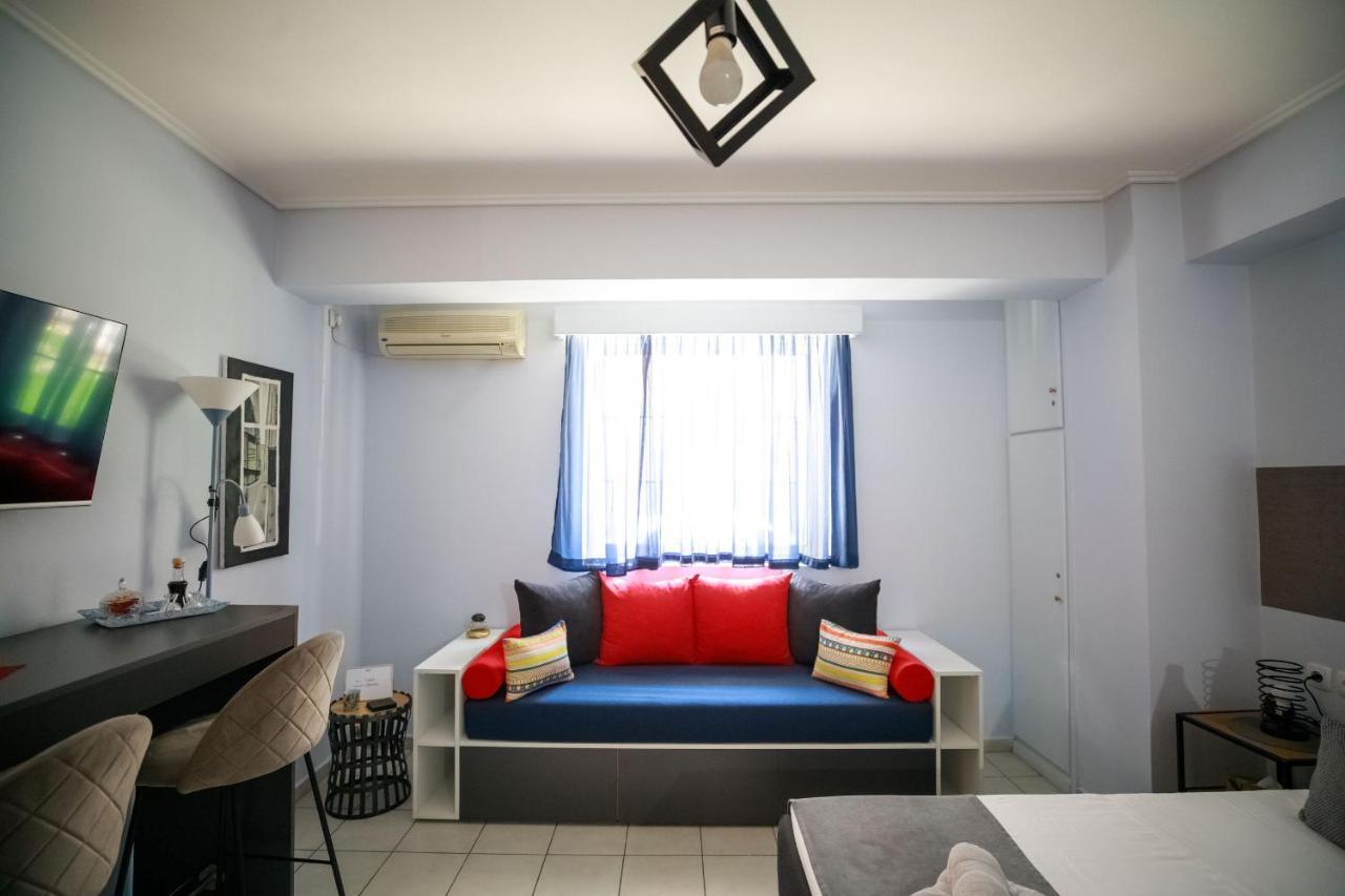 Adriana'S Downtown Studio-Parking Lot Included Patras Exterior foto